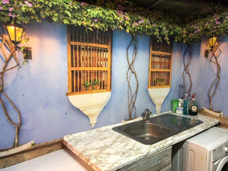 לונדון Cheerful 4 Bedroom House With Garden Free Parking מראה חיצוני תמונה