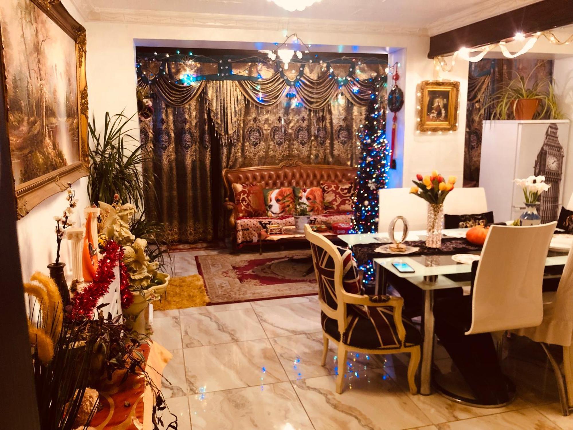 לונדון Cheerful 4 Bedroom House With Garden Free Parking מראה חיצוני תמונה